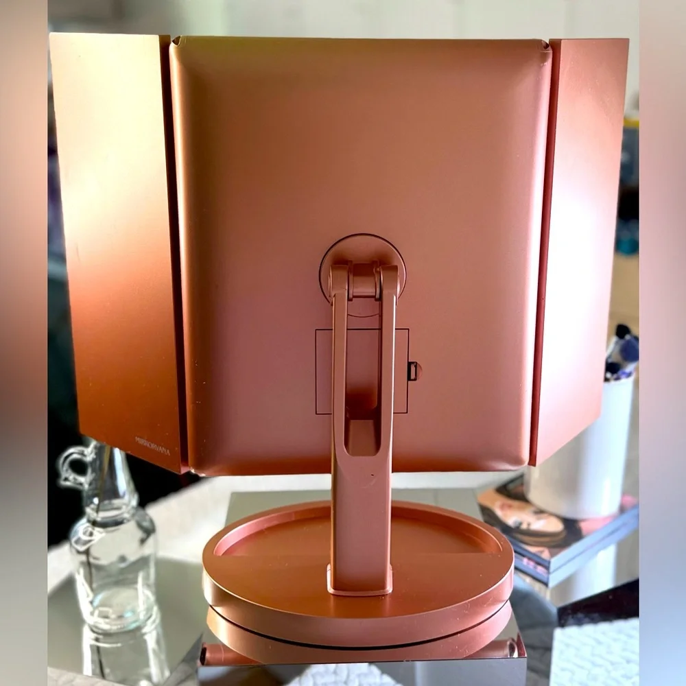 Mirrorvana Cosmetic Mirror
